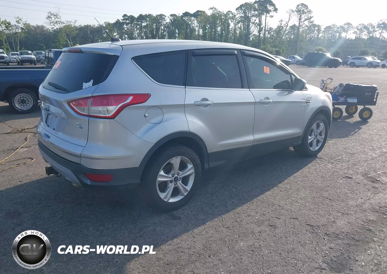 2016 Ford Escape Se VIN:1FMCU9GX5GUB93057 - 4
