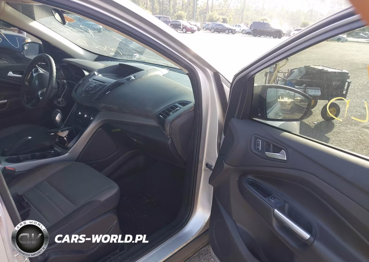 2016 Ford Escape Se VIN:1FMCU9GX5GUB93057 - 5