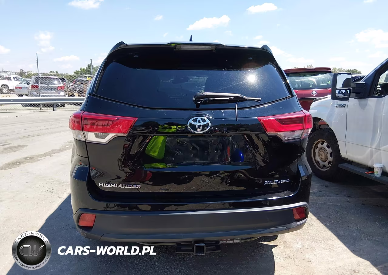 2019 Toyota Highlander Xle VIN:5TDJZRFH7KS587471 - 16