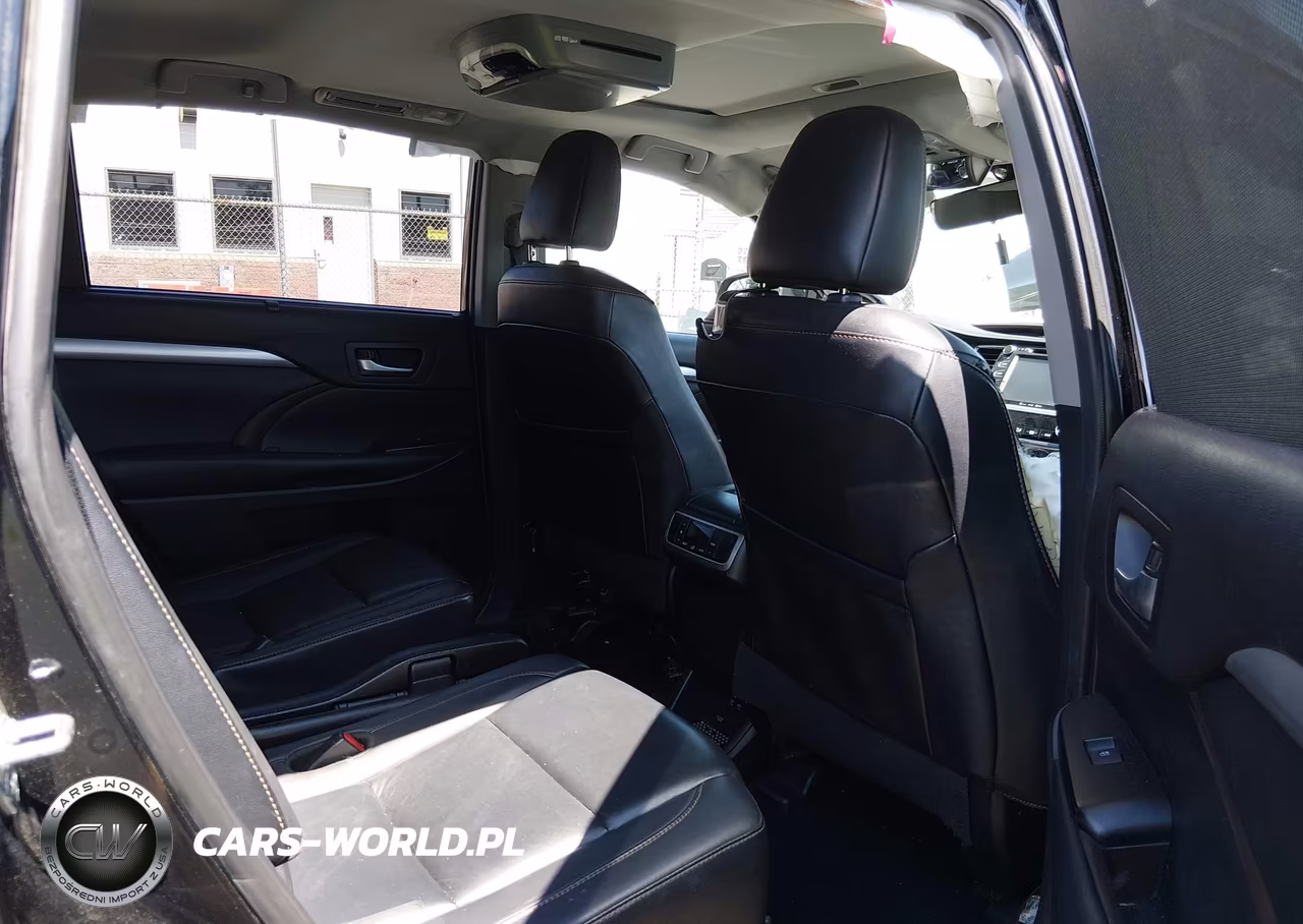2019 Toyota Highlander Xle VIN:5TDJZRFH7KS587471 - 8
