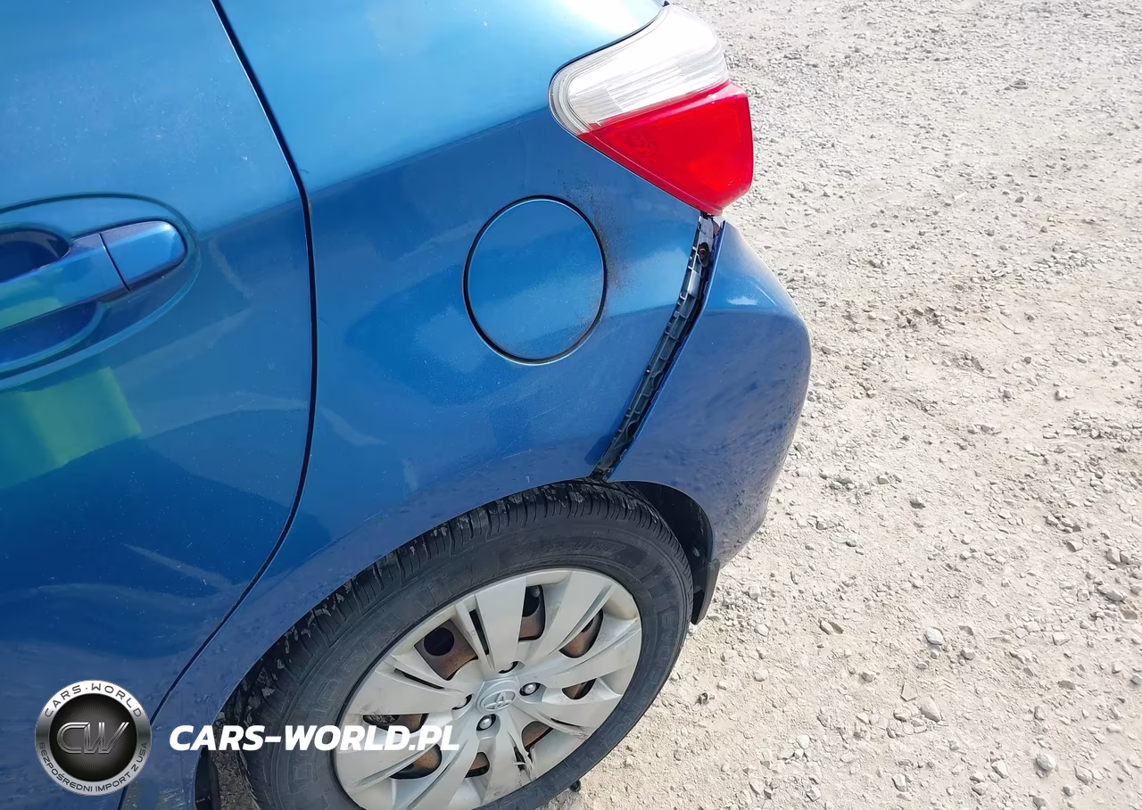 2012 Toyota Yaris Le VIN:JTDKTUD30CD509868 - 12