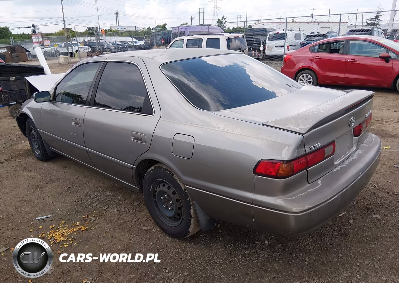1999 Toyota Camry Le VIN:JT2BG28K6X0338687 - 3