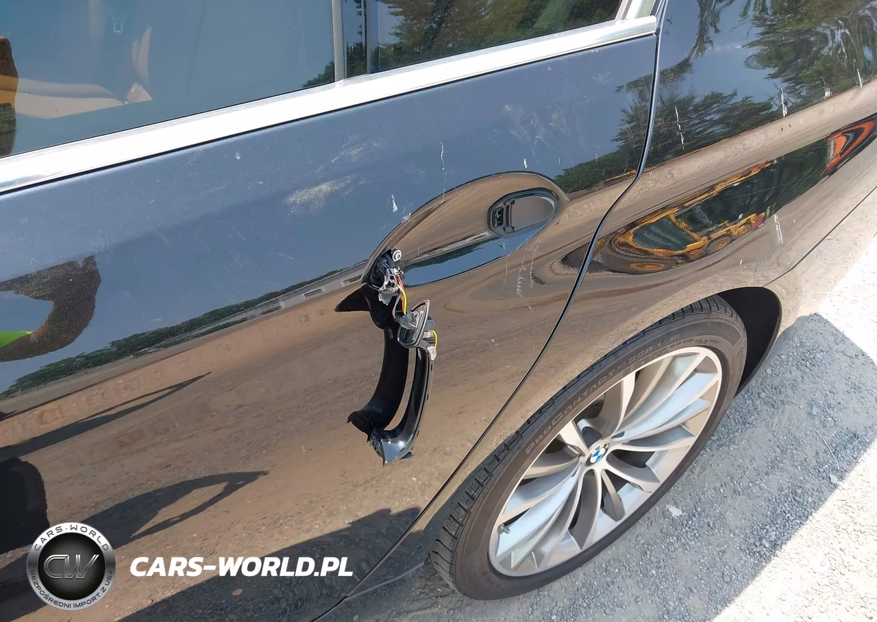 2021 BMW 530E xDrive VIN:WBA33AG08MCG69346 - 19