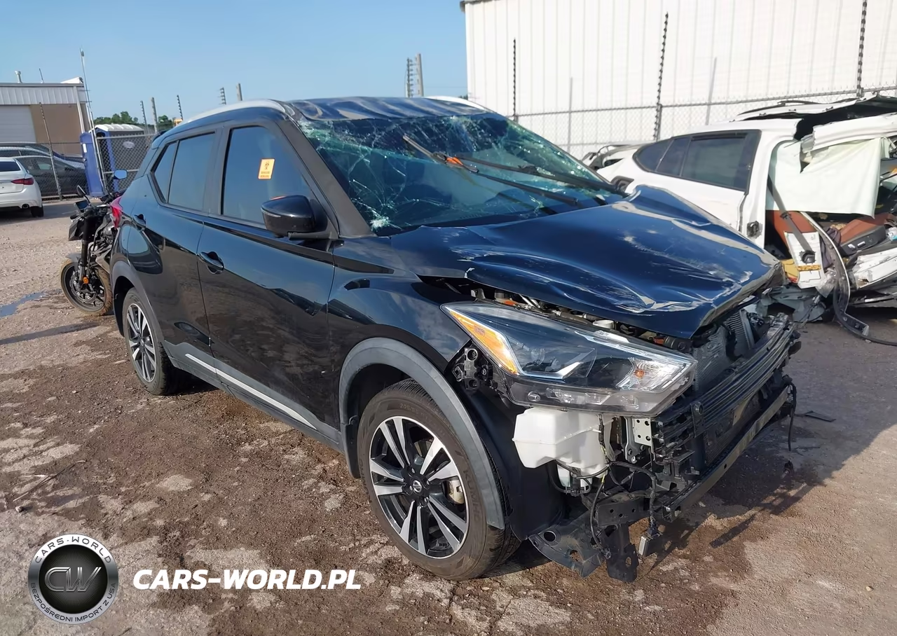 2019 Nissan Kicks Sr