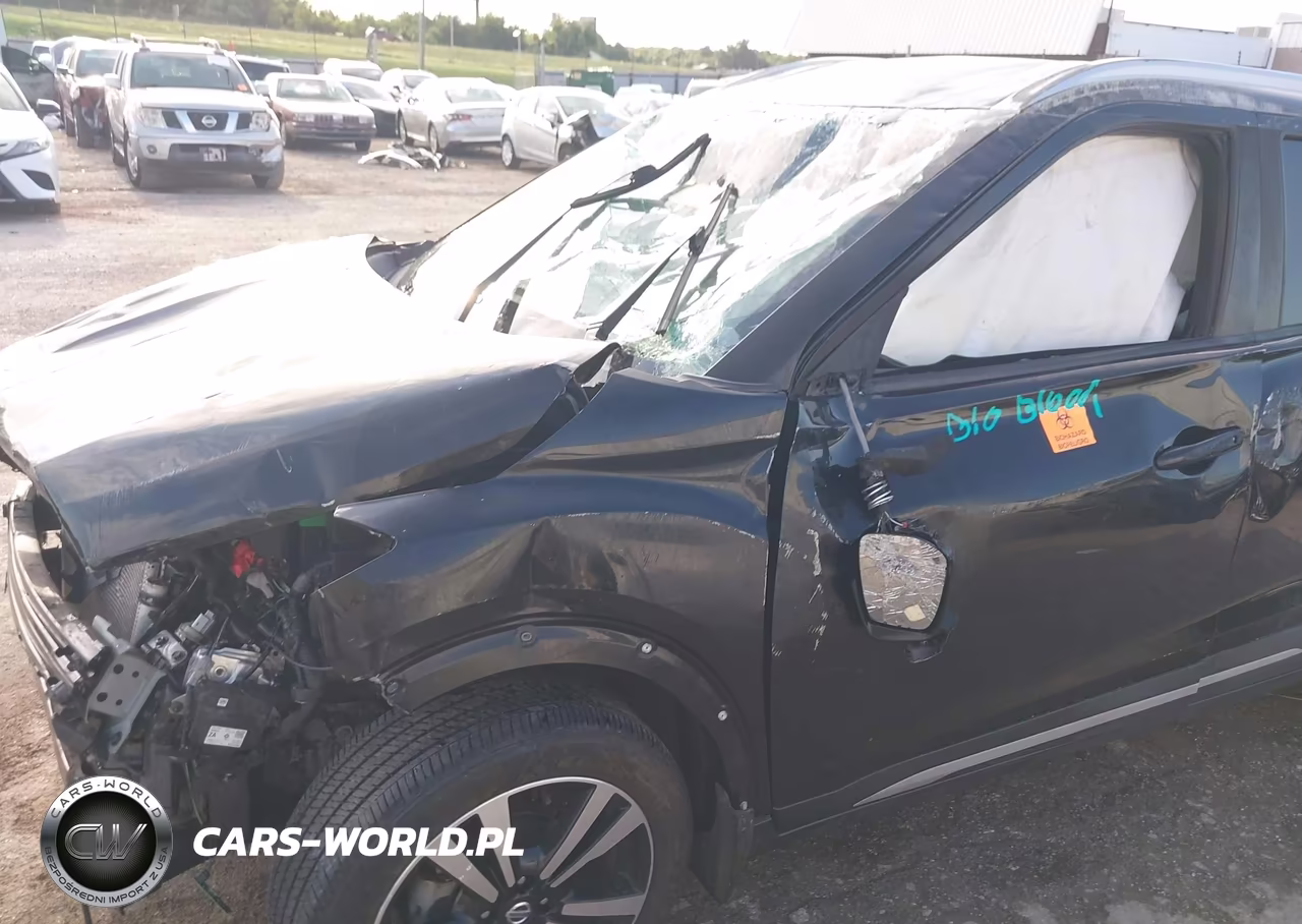 2019 Nissan Kicks Sr VIN:3N1CP5CU3KL511148 - 6