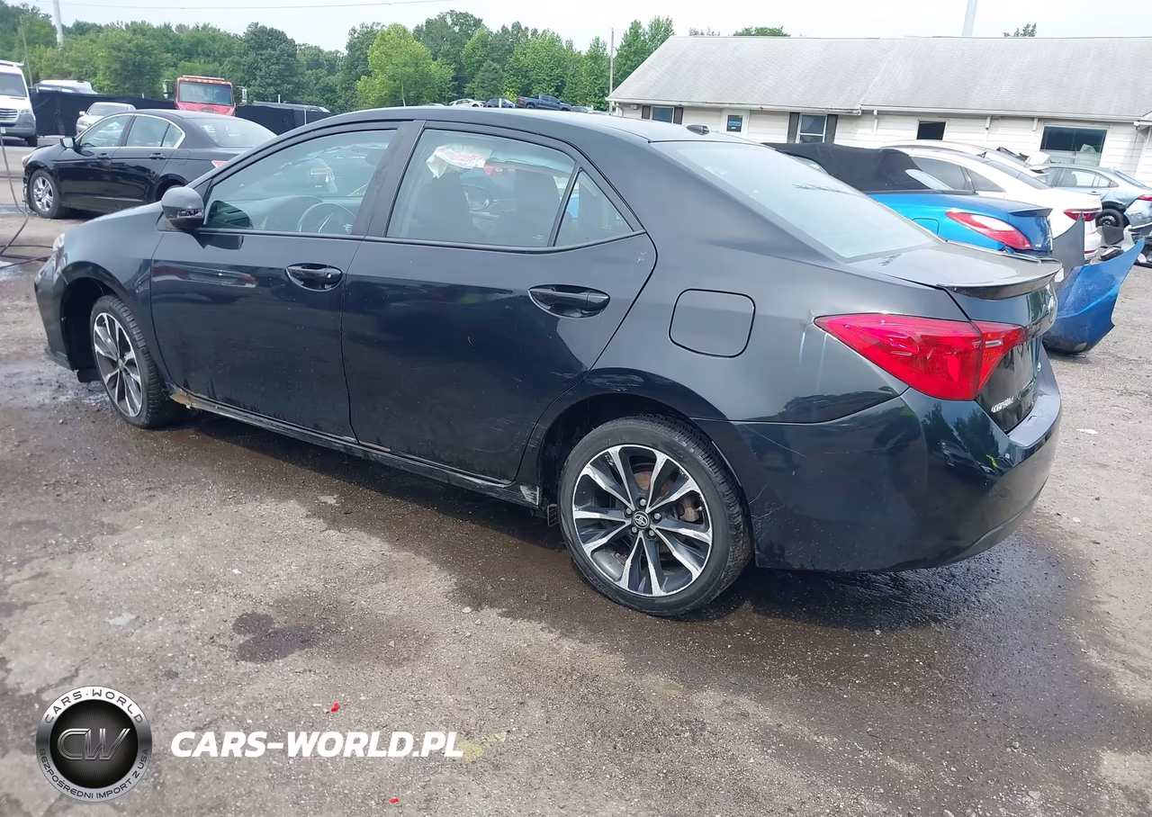 2017 Toyota Corolla Se VIN:2T1BURHE8HC844998 - 3