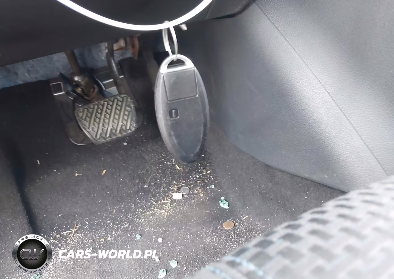 2019 Nissan Sentra Sr VIN:3N1AB7AP6KY360386 - 11
