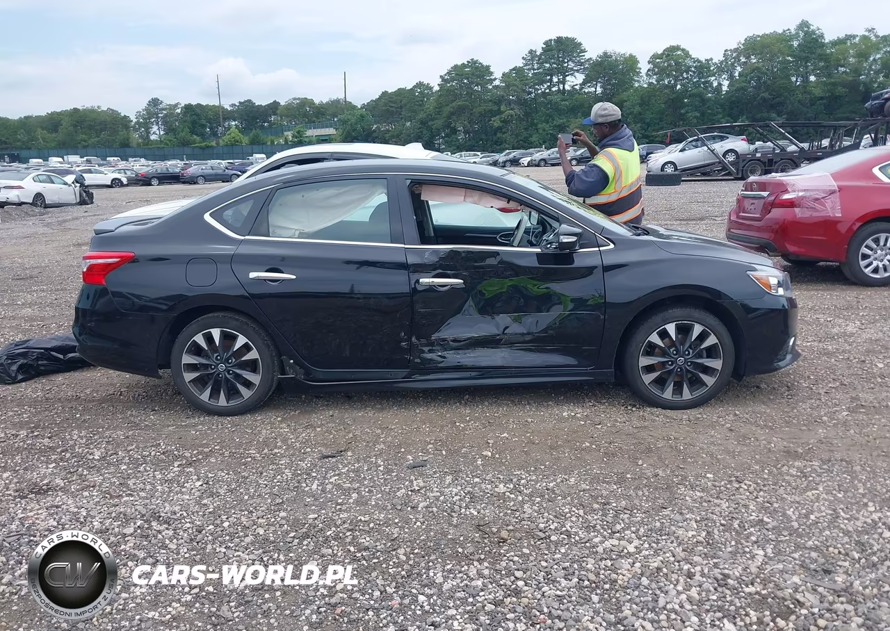 2019 Nissan Sentra Sr VIN:3N1AB7AP6KY360386 - 13