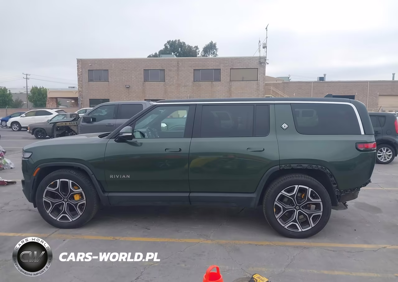 2022 Rivian R1S Launch Edition VIN:7PDSGABL7NN000825 - 15