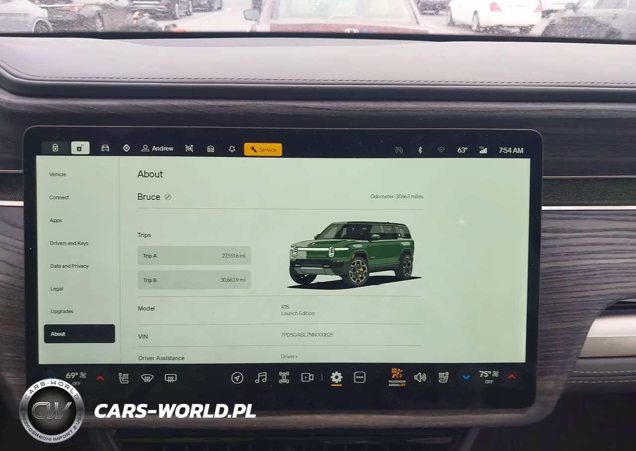 2022 Rivian R1S Launch Edition VIN:7PDSGABL7NN000825 - 19