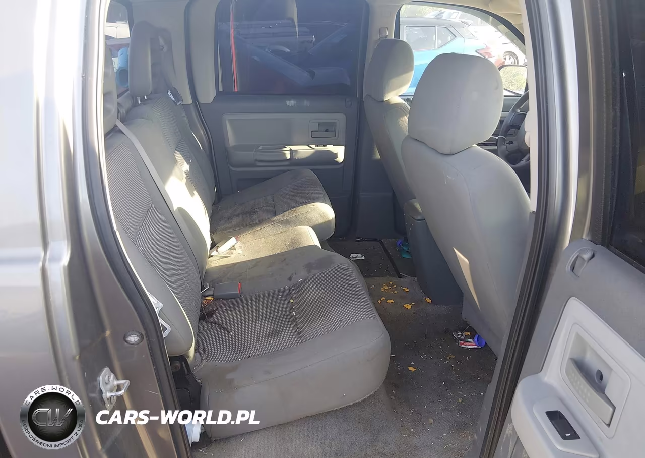2007 Dodge Dakota Slt VIN:1D7HW48P87S165602 - 8