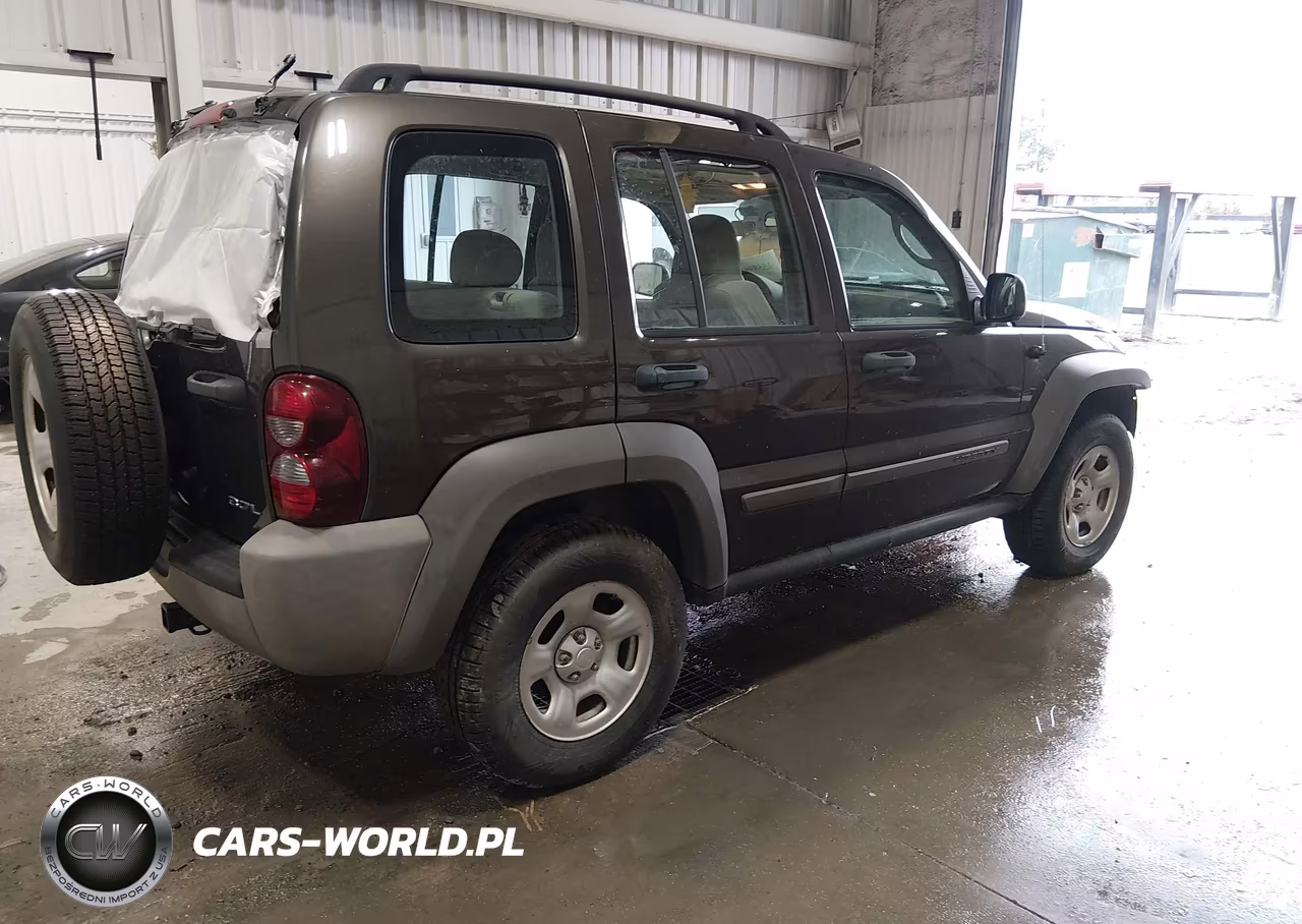 2006 Jeep Liberty Sport VIN:1J4GL48K56W273180 - 4