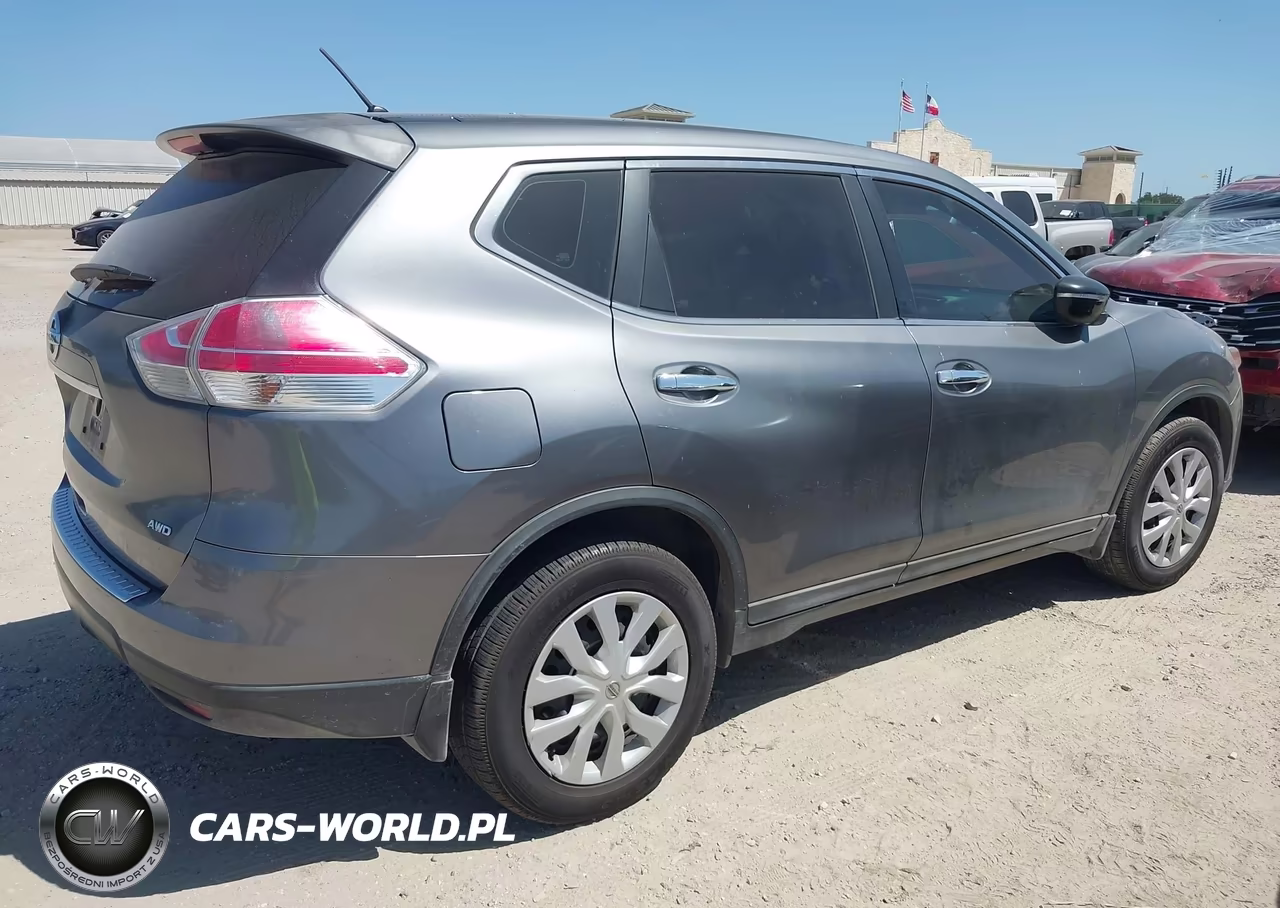 2015 Nissan Rogue S VIN:KNMAT2MV6FP526016 - 4