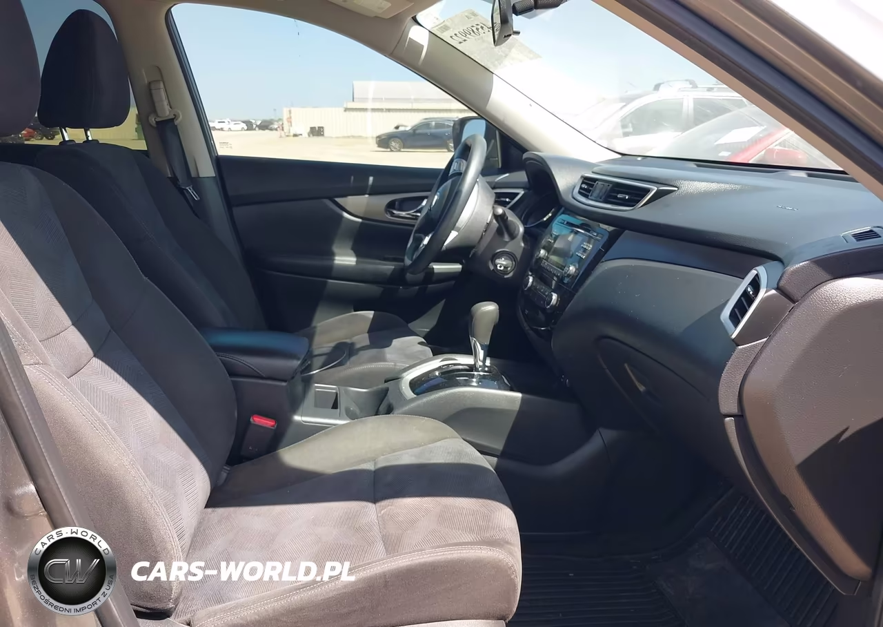 2015 Nissan Rogue S VIN:KNMAT2MV6FP526016 - 5
