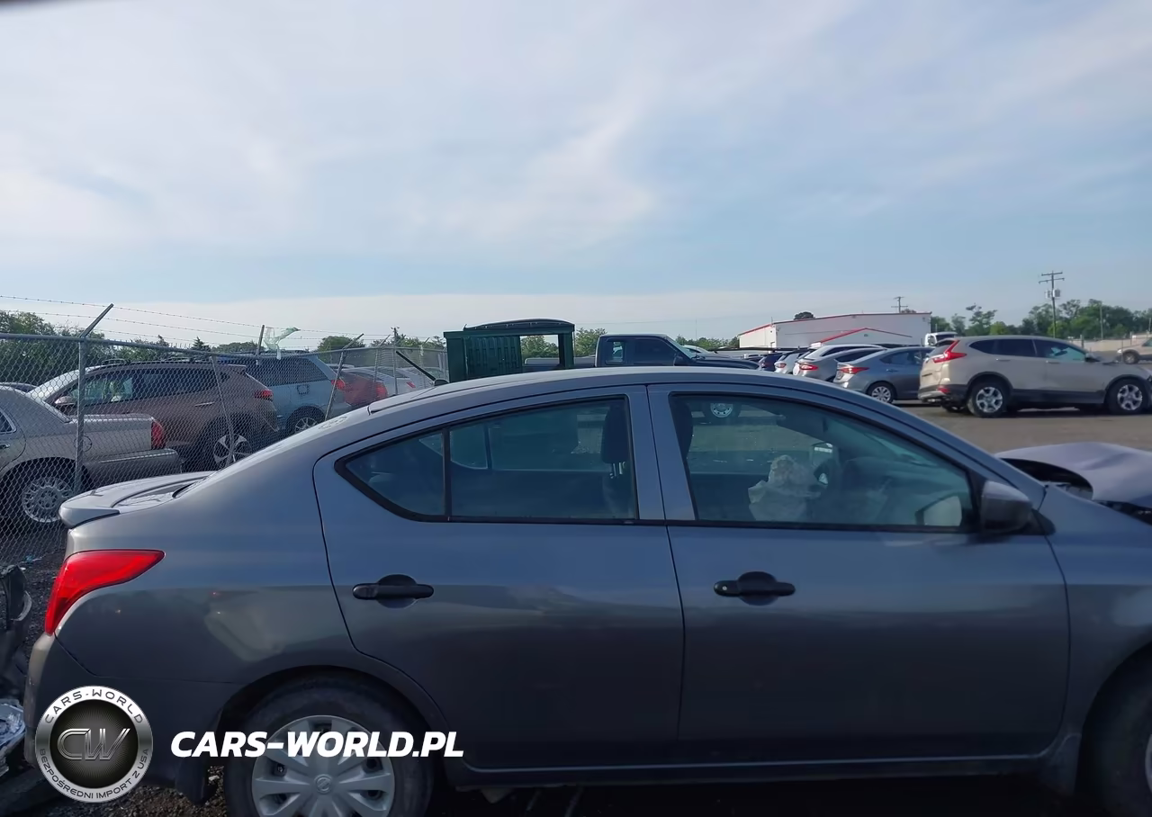 2018 Nissan Versa 1.6 S+ VIN:3N1CN7AP6JL808704 - 14