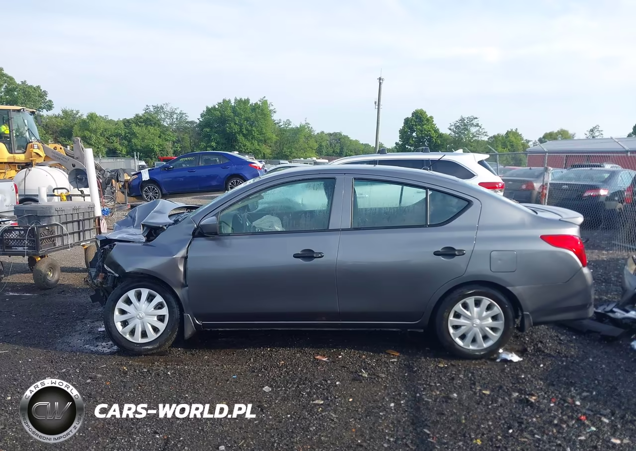 2018 Nissan Versa 1.6 S+ VIN:3N1CN7AP6JL808704 - 15