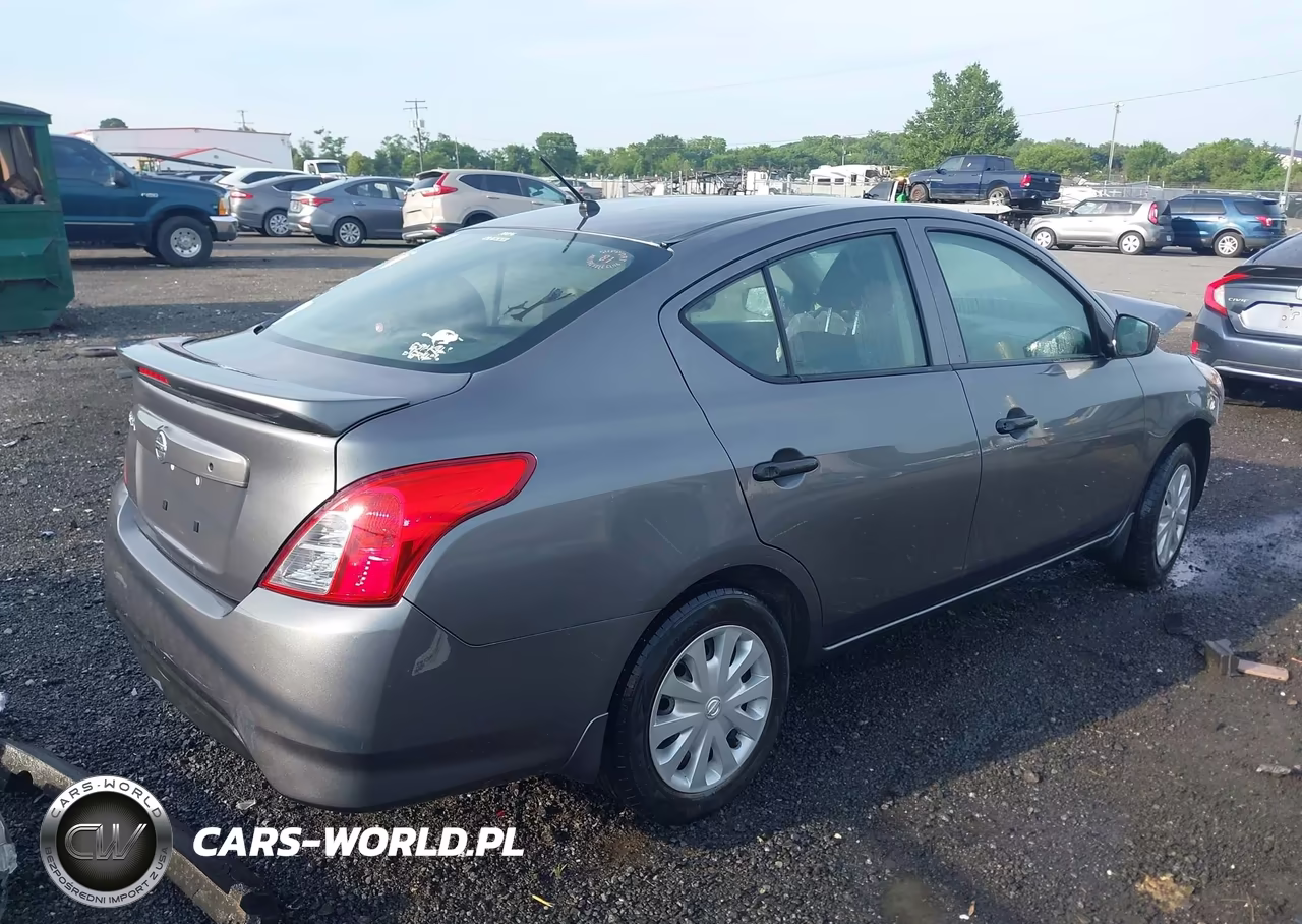 2018 Nissan Versa 1.6 S+ VIN:3N1CN7AP6JL808704 - 4