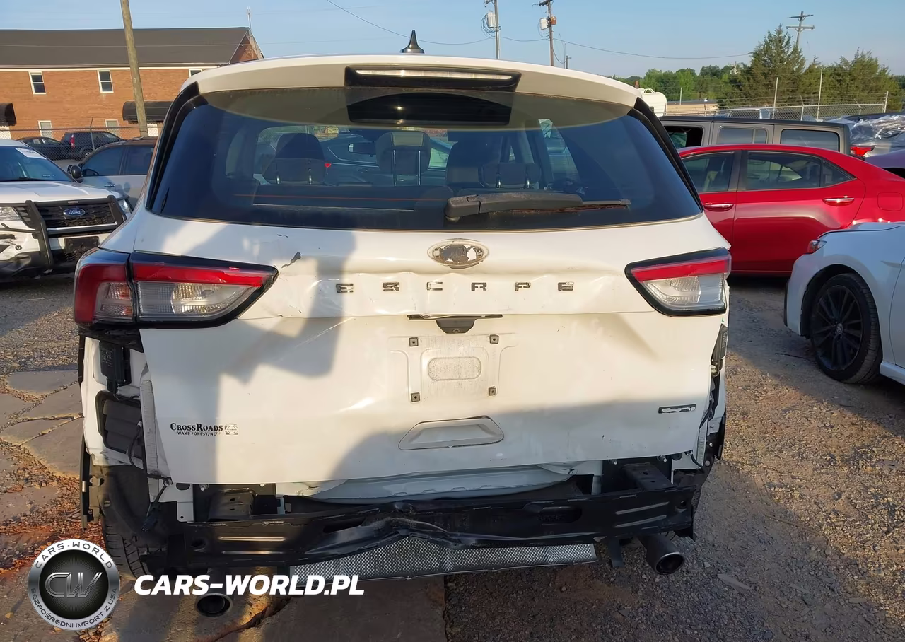2020 Ford Escape S VIN:1FMCU0F68LUA68021 - 16
