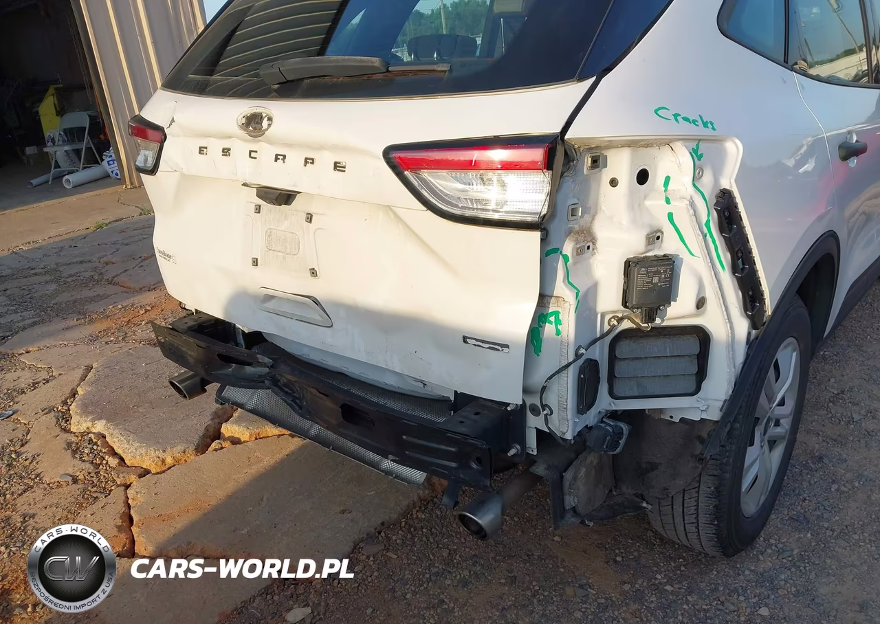 2020 Ford Escape S VIN:1FMCU0F68LUA68021 - 17