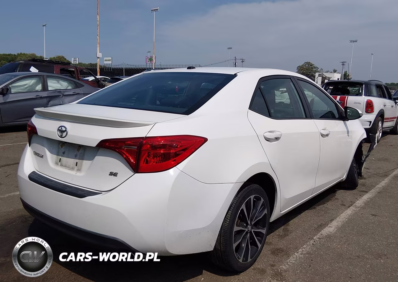 2019 Toyota Corolla Se VIN:2T1BURHE3KC135516 - 4