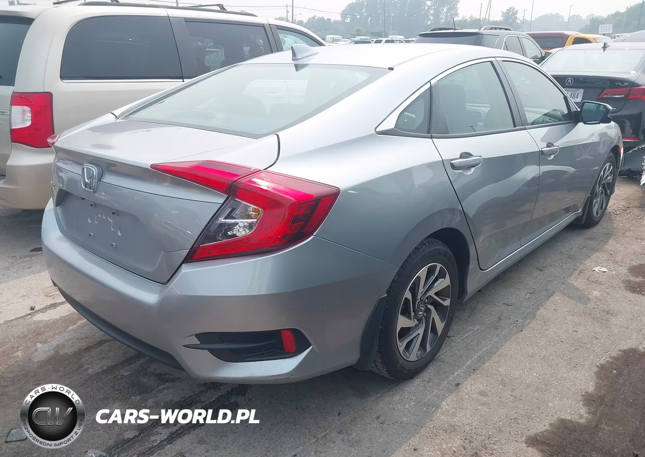 2017 Honda Civic Ex VIN:19XFC2F72HE055196 - 4