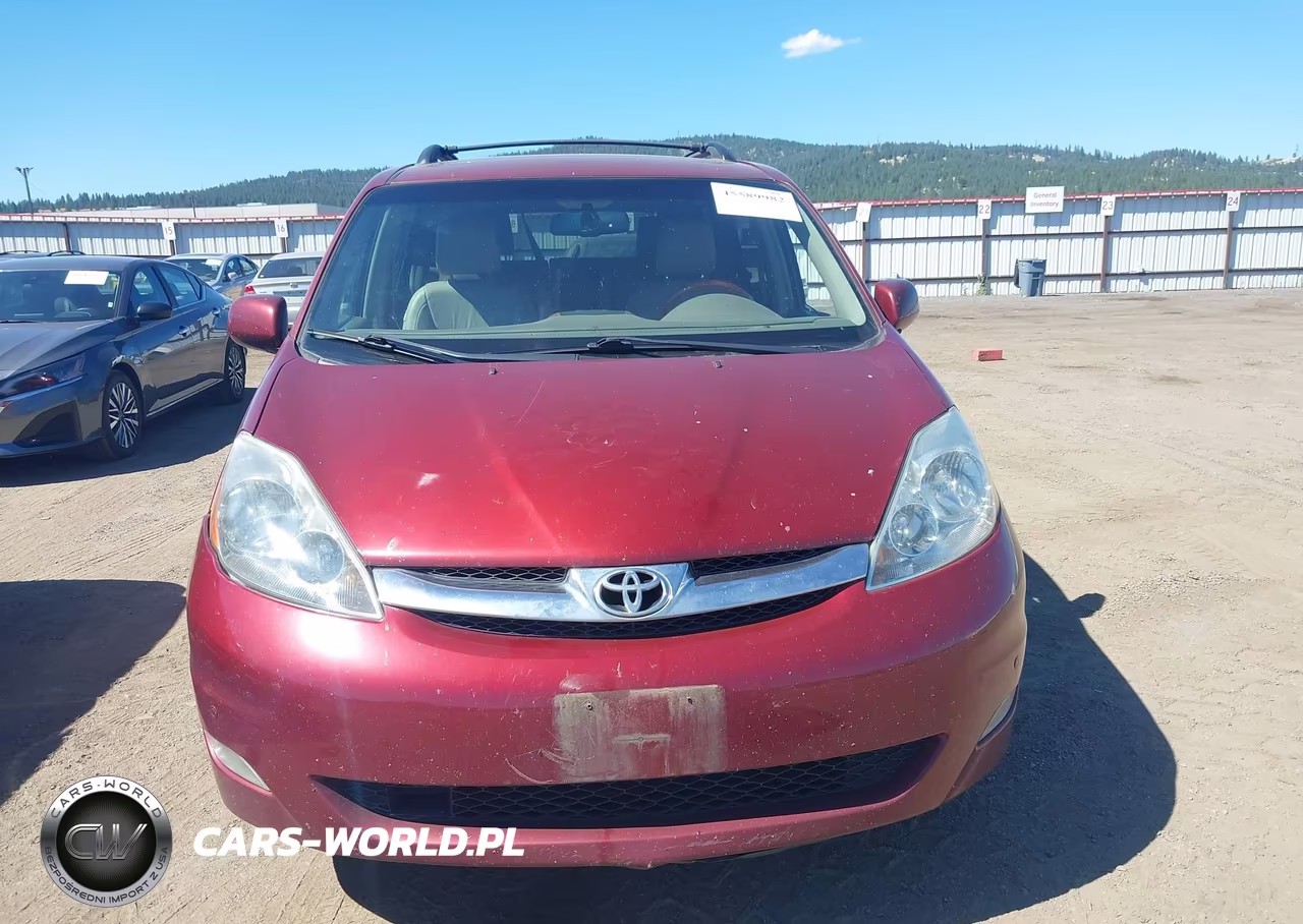 2010 Toyota Sienna Limited VIN:5TDDK4CCXAS030369 - 12