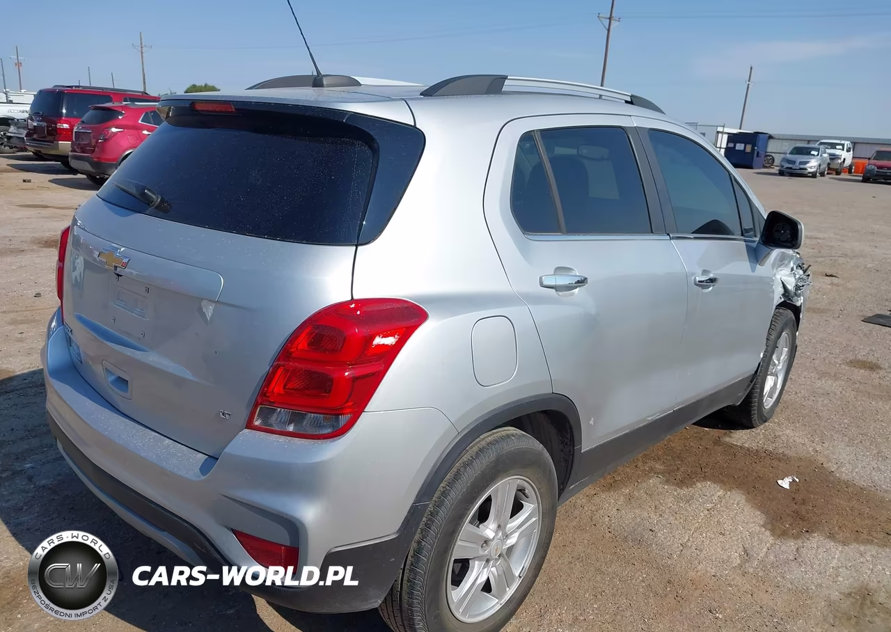 2019 Chevrolet Trax Lt VIN:KL7CJLSB3KB719676 - 4