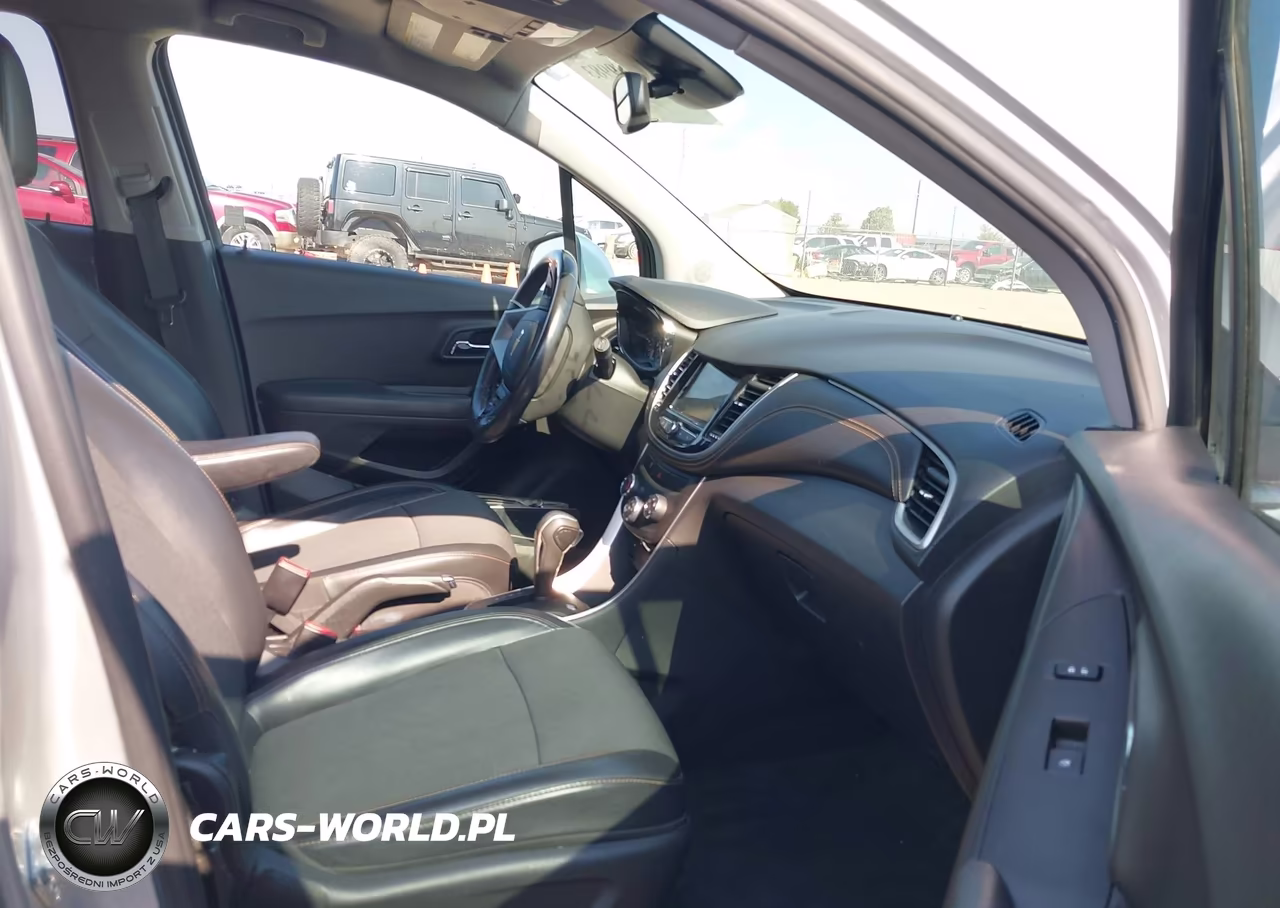 2019 Chevrolet Trax Lt VIN:KL7CJLSB3KB719676 - 5