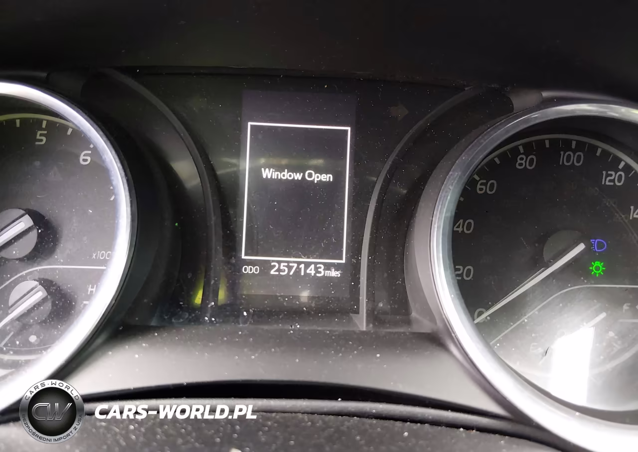 2018 Toyota Camry Se VIN:4T1B11HKXJU659758 - 16