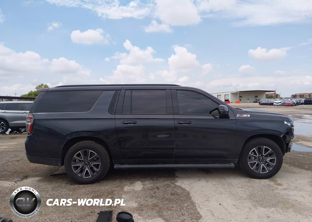 2023 Chevrolet Suburban 4Wd Z71 VIN:1GNSKDKD9PR503775 - 14