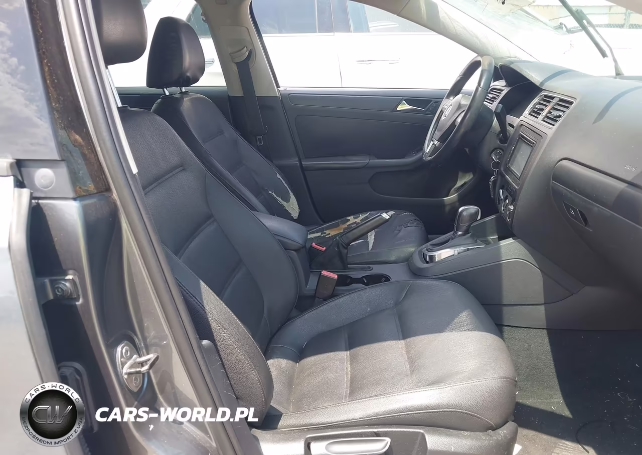 2011 Volkswagen Jetta 2.5L Se VIN:3VWDX7AJ6BM330056 - 5