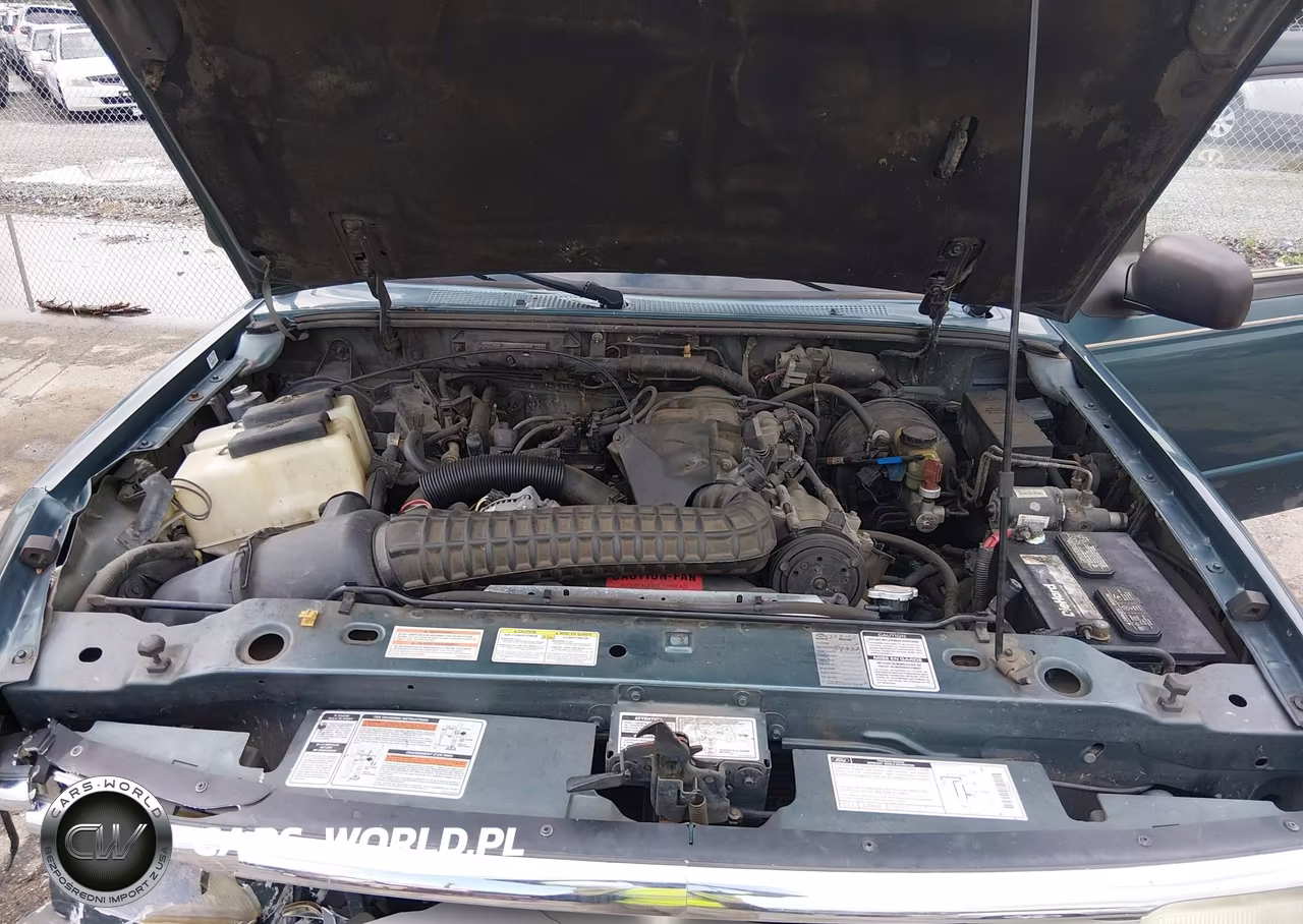 1995 Ford Ranger Super Cab VIN:1FTCR14X3SPB19669 - 10
