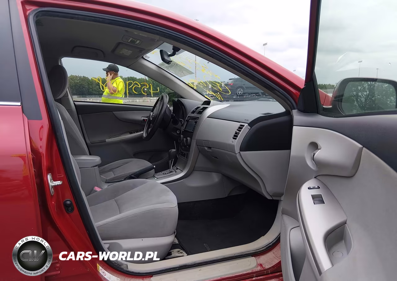 2013 Toyota Corolla Le VIN:JTDBU4EE0DJ116940 - 5
