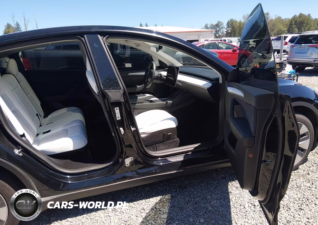 2022 Tesla Model Y Long Range Dual Motor All-Wheel Drive VIN:7SAYGDEE0NF559800 - 5