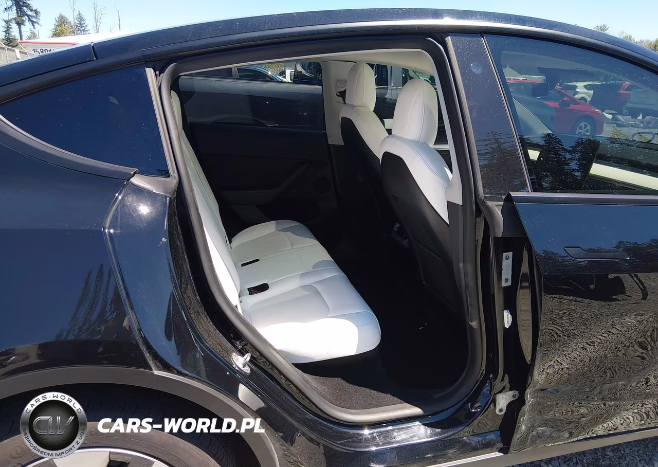 2022 Tesla Model Y Long Range Dual Motor All-Wheel Drive VIN:7SAYGDEE0NF559800 - 8