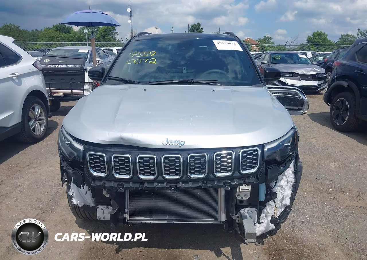 2025 Jeep Compass Limited 4X4 VIN:3C4NJDCN1ST615261 - 13