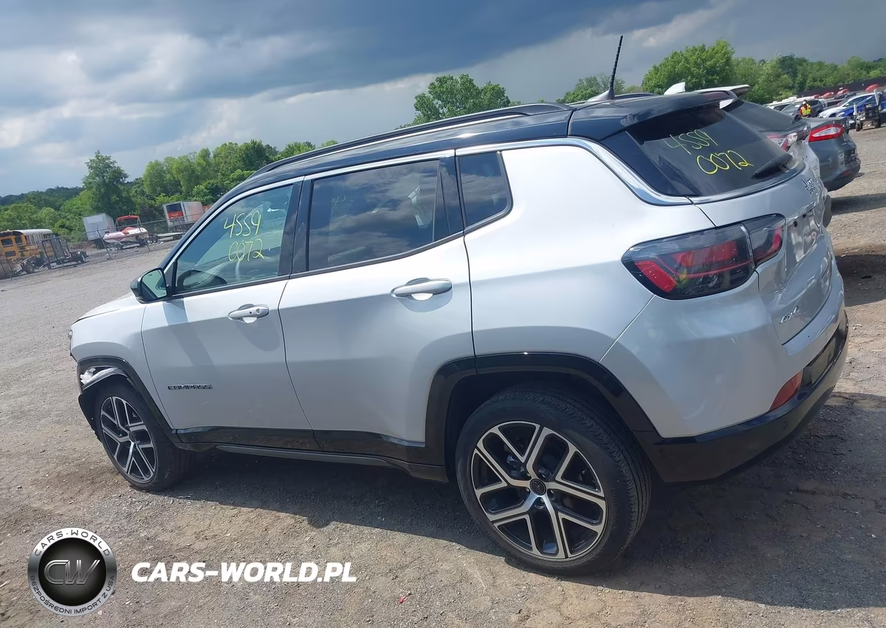 2025 Jeep Compass Limited 4X4 VIN:3C4NJDCN1ST615261 - 15