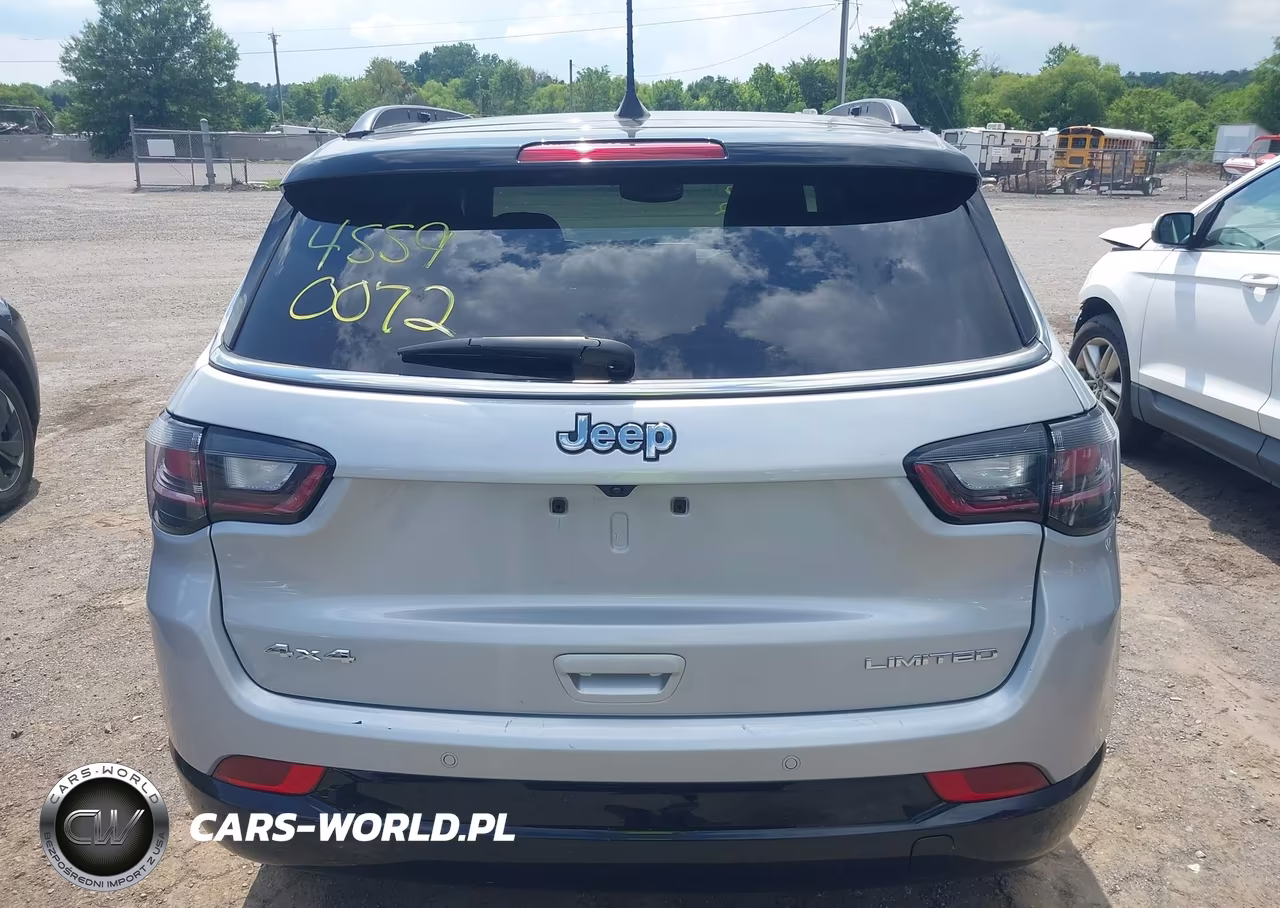 2025 Jeep Compass Limited 4X4 VIN:3C4NJDCN1ST615261 - 17