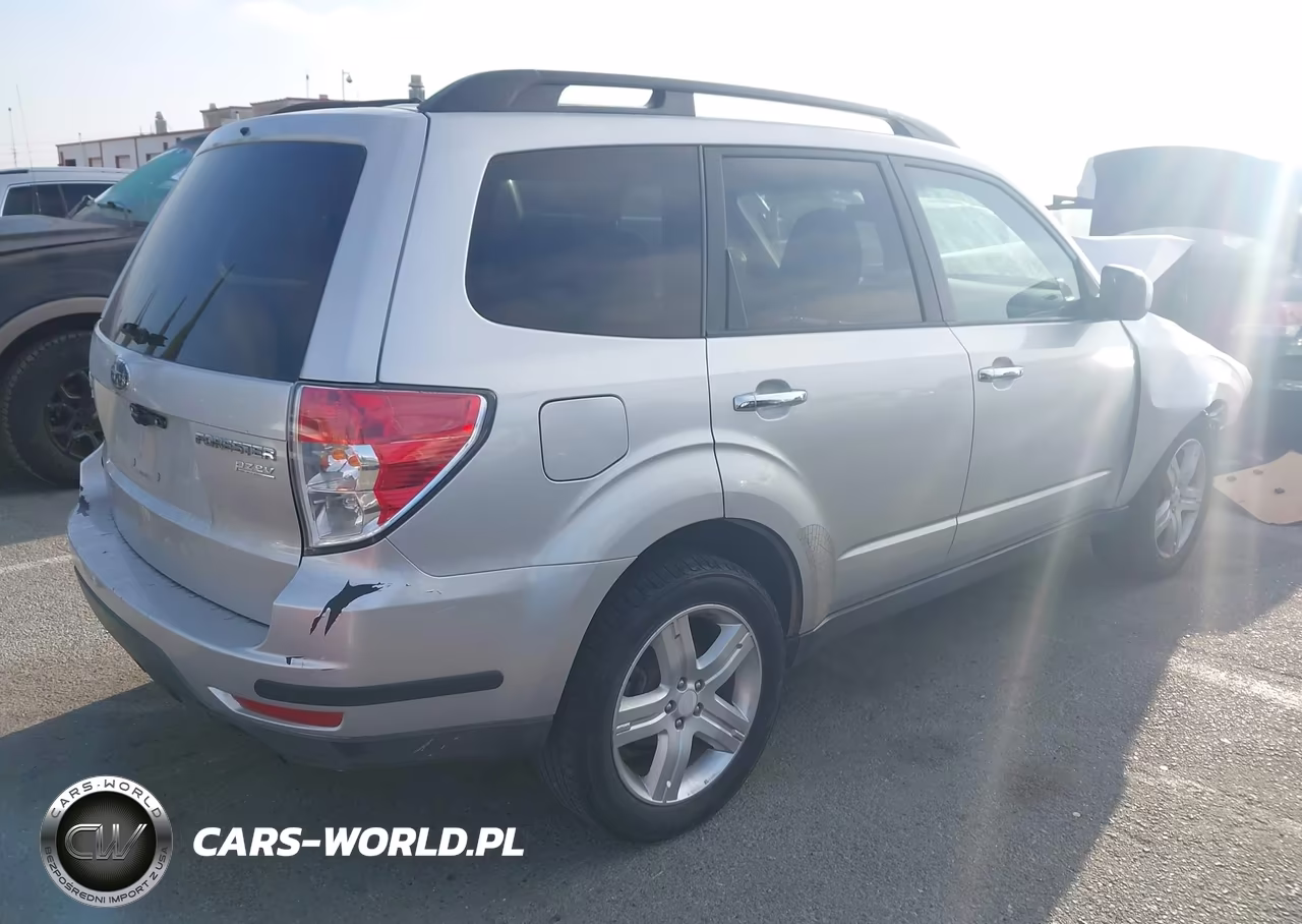2010 Subaru Forester 2.5X Premium VIN:JF2SH6CCXAH789031 - 4