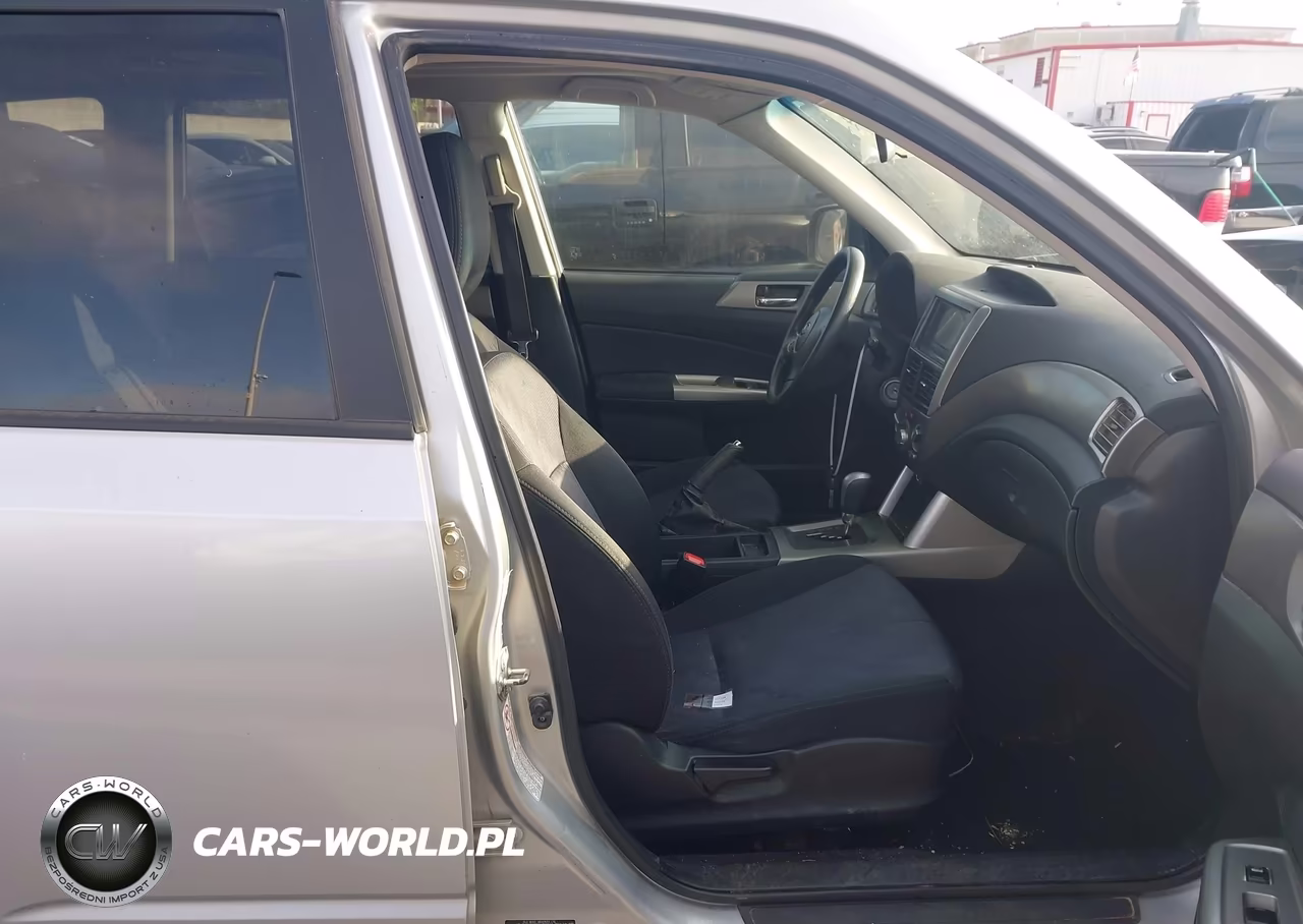 2010 Subaru Forester 2.5X Premium VIN:JF2SH6CCXAH789031 - 5