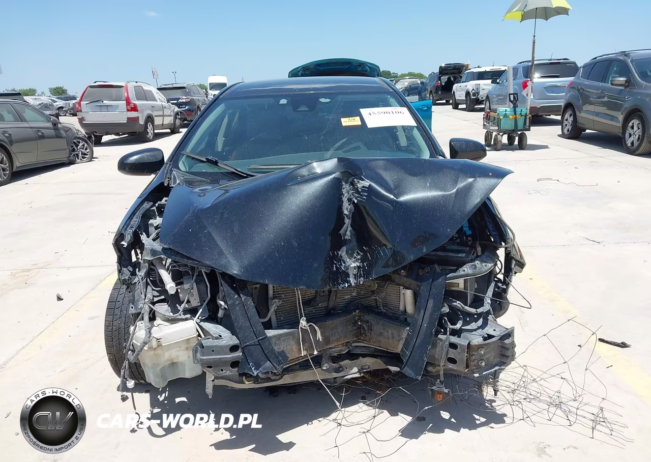 2017 Toyota Corolla Le VIN:5YFBURHE9HP669502 - 12