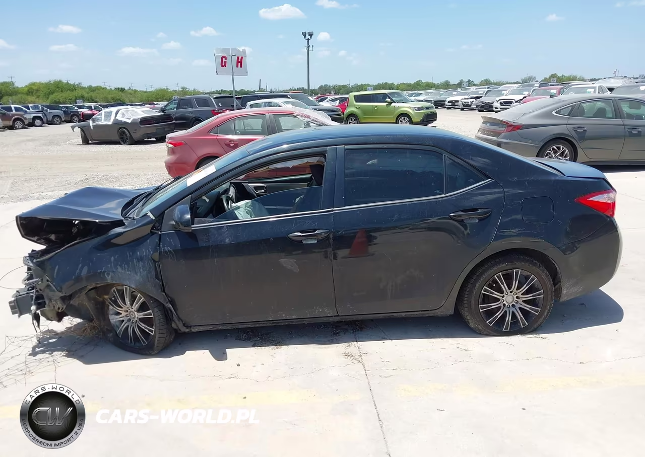 2017 Toyota Corolla Le VIN:5YFBURHE9HP669502 - 14