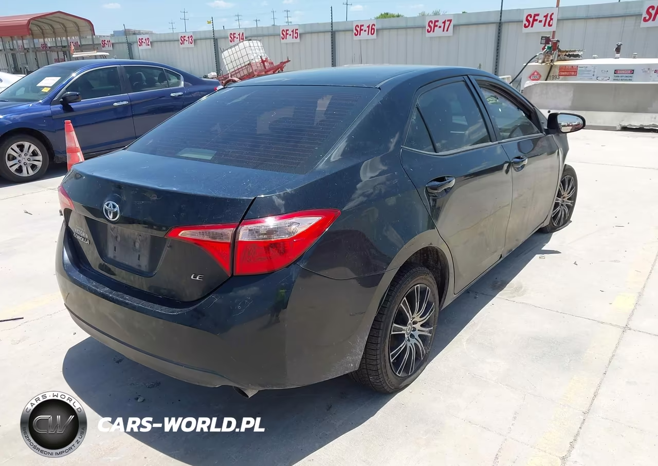 2017 Toyota Corolla Le VIN:5YFBURHE9HP669502 - 4