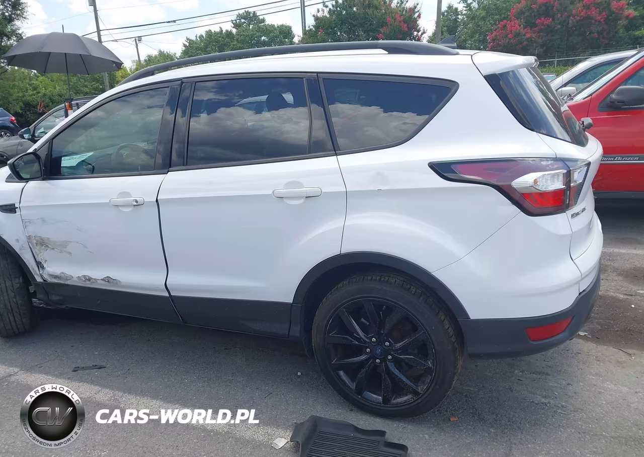 2018 Ford Escape Se VIN:1FMCU0GD3JUC18448 - 14