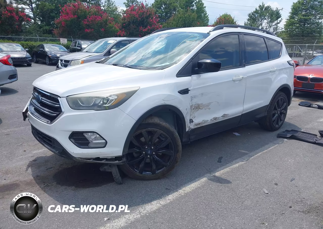 2018 Ford Escape Se VIN:1FMCU0GD3JUC18448 - 2