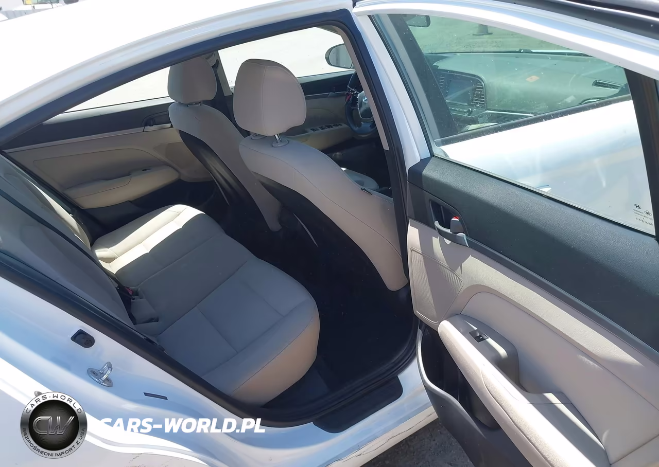2018 Hyundai Elantra Sel VIN:5NPD84LF5JH388588 - 8