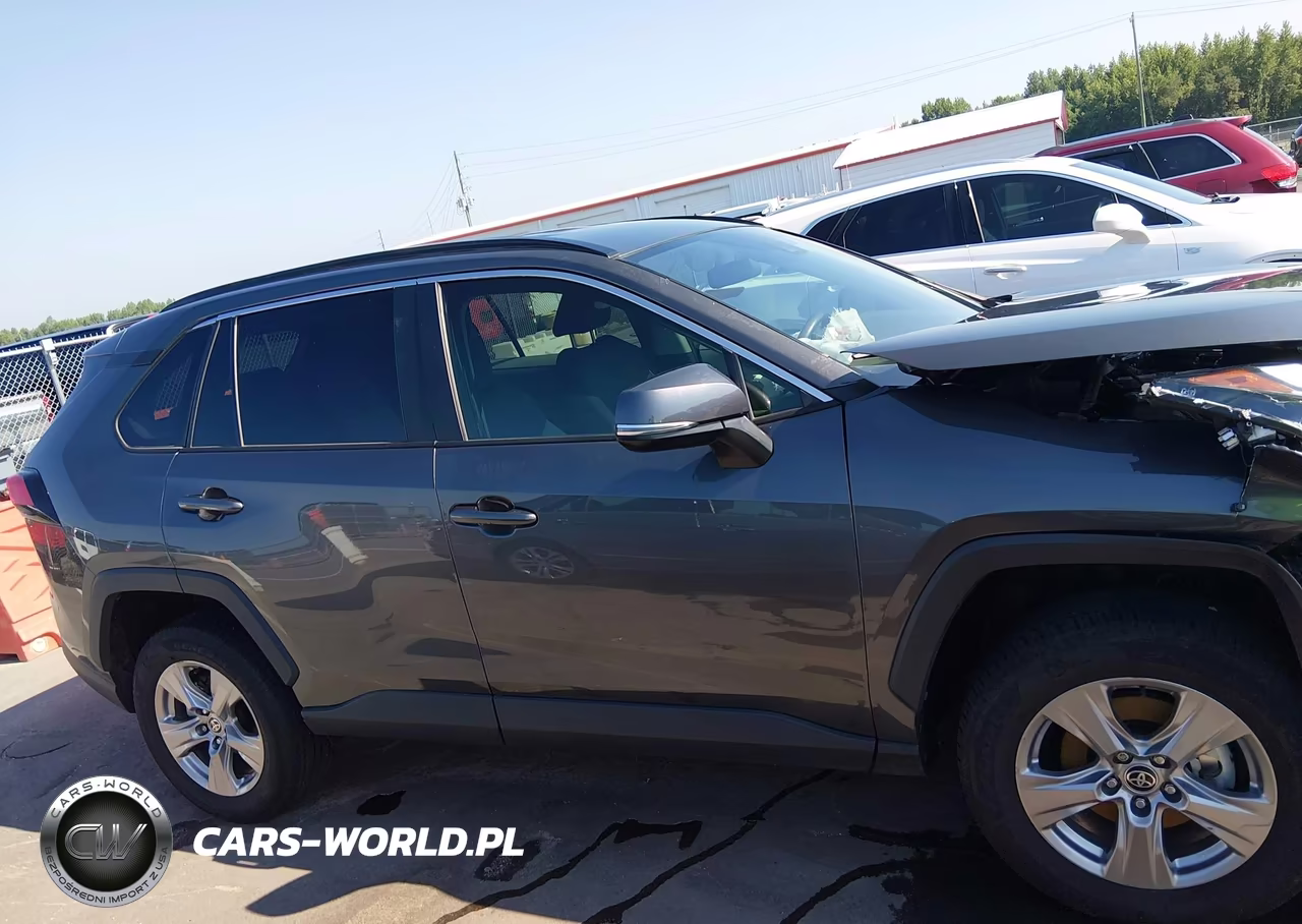 2022 Toyota Rav4 Xle VIN:2T3W1RFV9NW235403 - 13