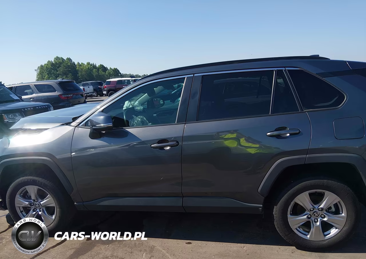 2022 Toyota Rav4 Xle VIN:2T3W1RFV9NW235403 - 14