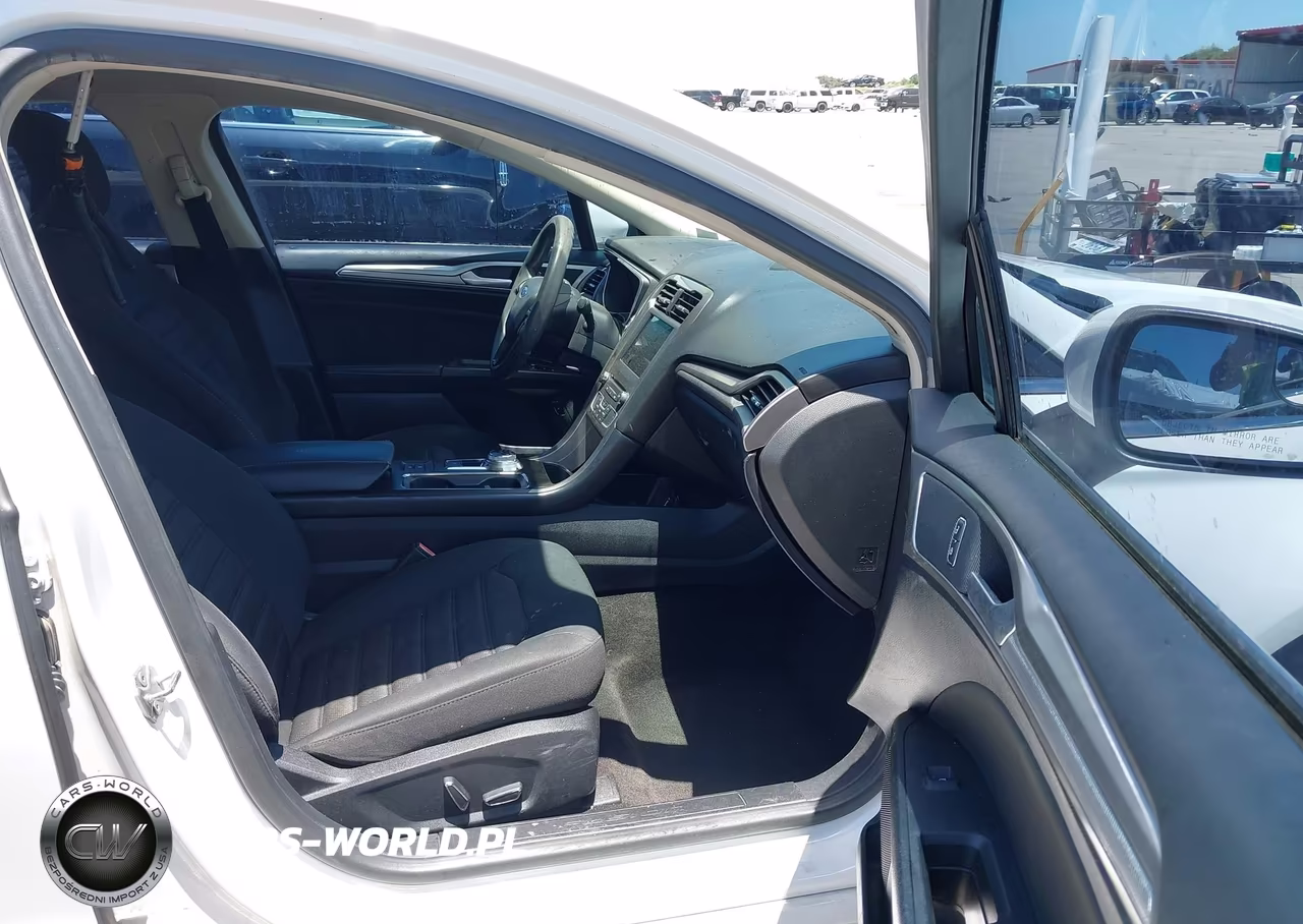 2018 Ford Fusion Hybrid Se VIN:3FA6P0LU6JR274413 - 5