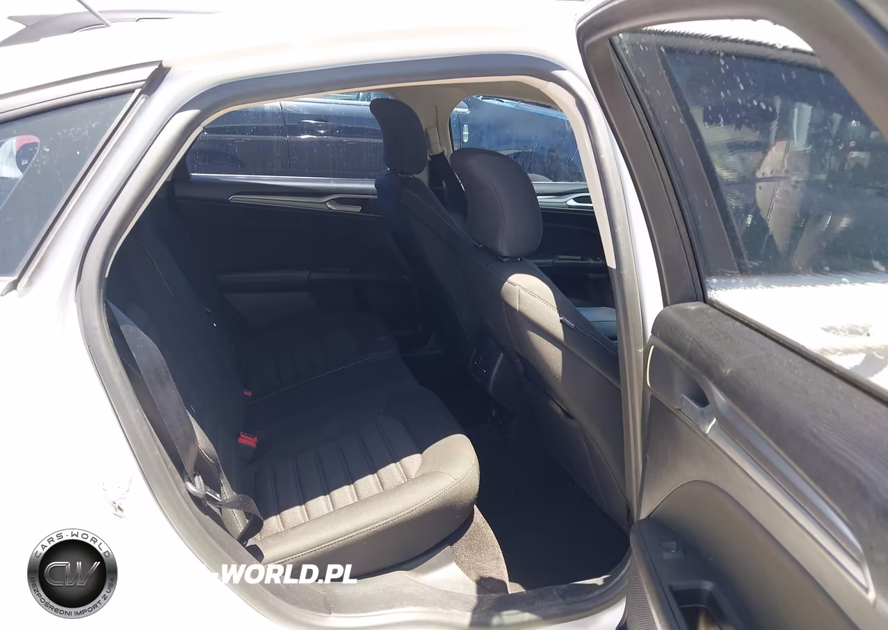 2018 Ford Fusion Hybrid Se VIN:3FA6P0LU6JR274413 - 8